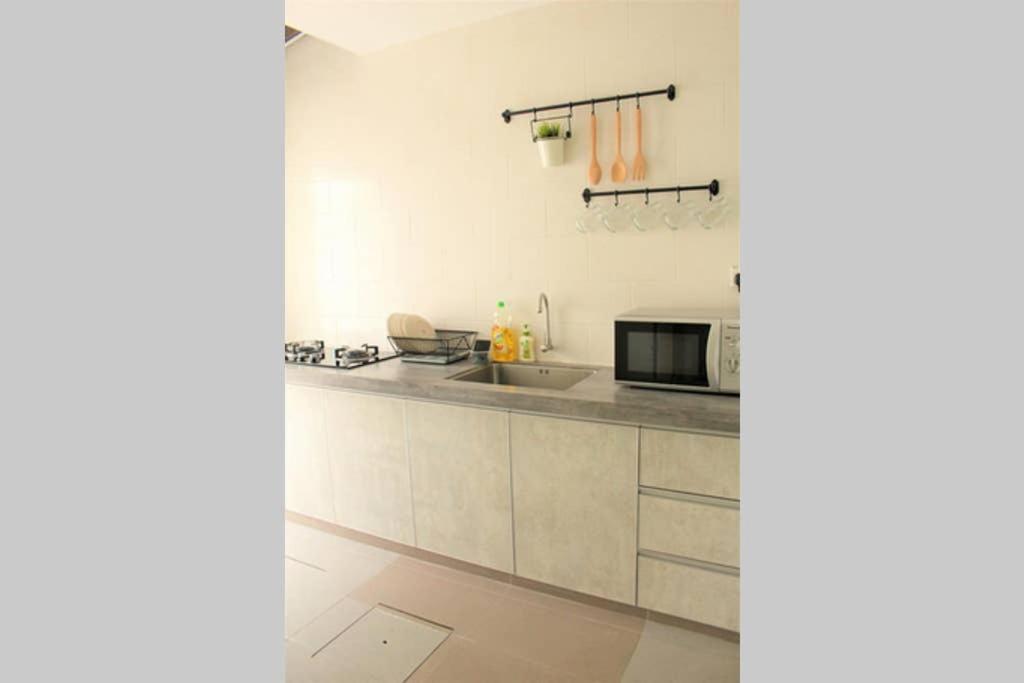 New Seaview Cozy Modern Beach House Tanjung Bungah  Eksteriør bilde