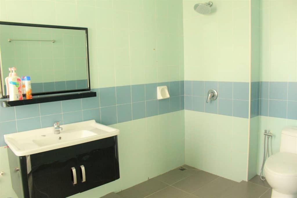 New Seaview Cozy Modern Beach House Tanjung Bungah  Eksteriør bilde