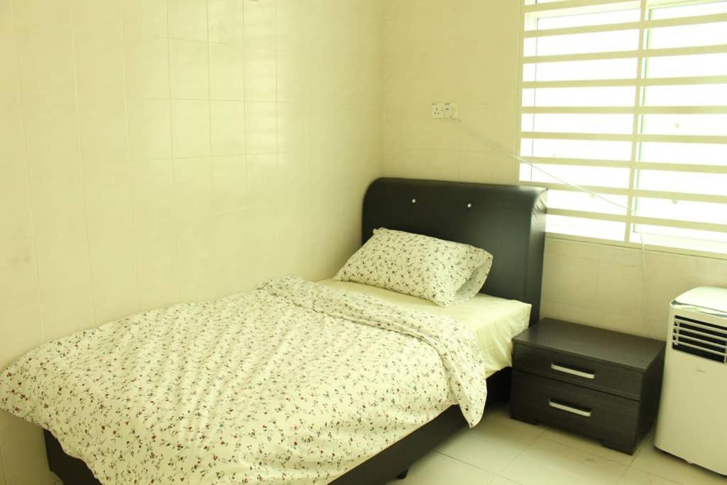 New Seaview Cozy Modern Beach House Tanjung Bungah  Eksteriør bilde